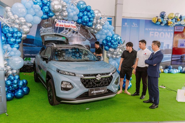 Suzuki Fronx - Sự lựa chọn mới mẻ của kh&aacute;ch h&agrave;ng trẻ  - Ảnh 6.