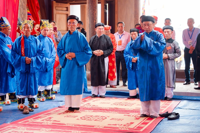 PH&Aacute;T HUY GI&Aacute; TRỊ VĂN H&Oacute;A TRUYỀN THỐNG - NỀN TẢNG CHO PH&Aacute;T TRIỂN BỀN VỮNG TỪ THỰC TIỄN LỄ HỘI L&Agrave;NG PHƯƠNG BẢNG, X&Atilde; SƠN ĐỒNG, TH&Agrave;NH PHỐ H&Agrave; NỘI  - Ảnh 3.