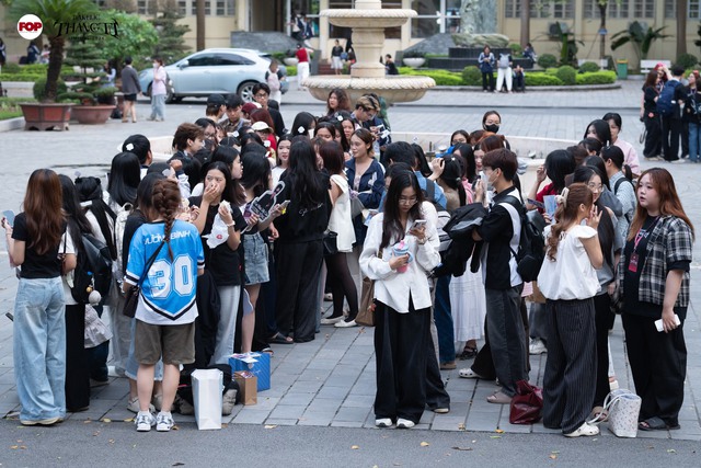 Dạ Kh&uacute;c Th&aacute;ng Tư 2026 kh&eacute;p lại với h&agrave;nh tr&igrave;nh &ldquo;LIMINAL&rdquo; gi&agrave;u cảm x&uacute;c - Ảnh 1.