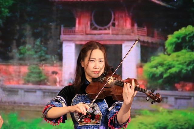 C&ocirc;ng bố dự &aacute;n &acirc;m nhạc &ldquo;Save The World&rdquo; - H&agrave;nh tr&igrave;nh lan tỏa y&ecirc;u thương- Ảnh 2.