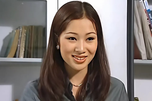 Nhan sắc hoa kh&ocirc;i Việt cưới đại gia "ngh&egrave;o nhất trong số những người theo đuổi" - Ảnh 1.