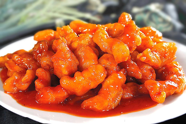 Ng&agrave;y n&agrave;o cũng ăn trứng x&agrave;o c&agrave; chua kiểu n&agrave;y, 2 &ocirc;ng ch&aacute;u c&ugrave;ng mắc tiểu đường: B&aacute;c sĩ cảnh b&aacute;o 3 m&oacute;n quen thuộc dễ đẩy đường huyết tăng vọt- Ảnh 3.