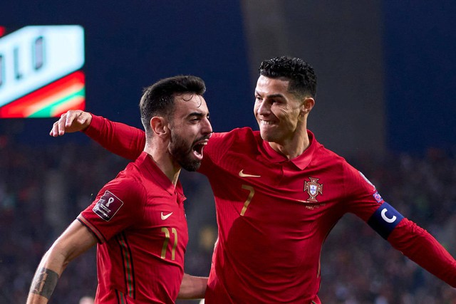Bruno Fernandes muốn c&ugrave;ng Ronaldo v&ocirc; địch World Cup- Ảnh 1.