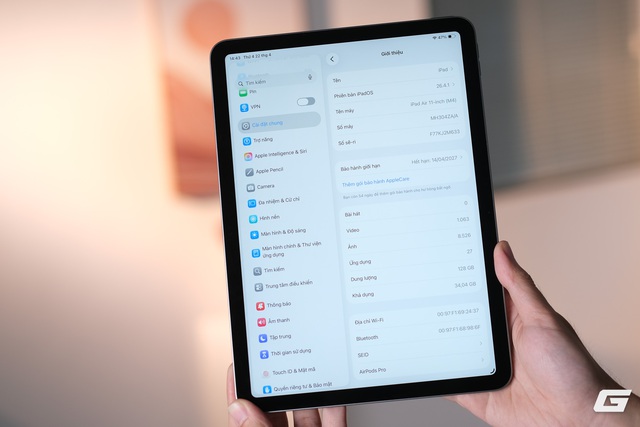 Tr&ecirc;n tay iPad Air M4: Giữ nguy&ecirc;n gần như mọi thứ, nhưng RAM 12GB v&agrave; chip M4 mới l&agrave; l&yacute; do đ&aacute;ng n&acirc;ng cấp- Ảnh 14.