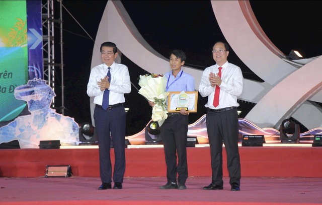 C&agrave; Mau: &ldquo;Hạt ngọc ph&ugrave; sa&rdquo; vươn m&igrave;nh trong Tuần lễ Khoa học, C&ocirc;ng nghệ v&agrave; Cuộc thi Gạo ngon ĐBSCL 2026 - Ảnh 3.