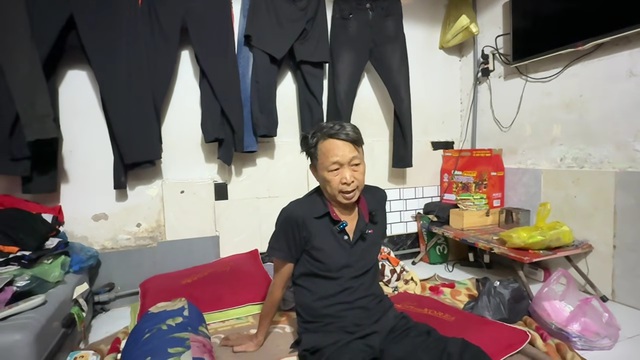 Nam nghệ sĩ suy thận, suy tim, ở trọ 10m2: "Gh&eacute;p 2 quả thận l&agrave; 1 tỷ 500 triệu" - Ảnh 1.