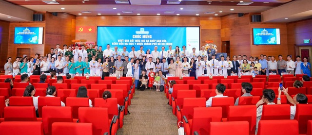 H&agrave;nh tr&igrave;nh tiếp nối sự sống: nh&igrave;n lại những th&agrave;nh tựu gh&eacute;p gan tại Bệnh viện Đại học Y Dược TP. Hồ Ch&iacute; Minh - Ảnh 4.