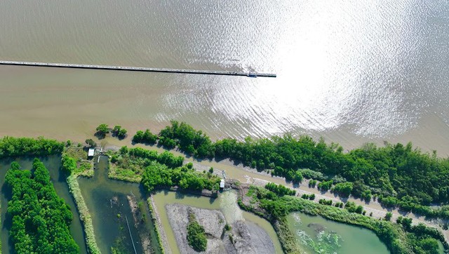 TH&Iacute;CH ỨNG KH&Iacute; HẬU V&Agrave; HƯỚNG ĐI BẢO VỆ SINH KẾ BỀN VỮNG CHO CỘNG ĐỒNG VEN BIỂN - Ảnh 2.