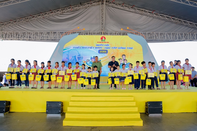 Ngày hội “Thiếu nhi Việt Nam - Học tập sáng tạo” tại An Giang - Ảnh 2.