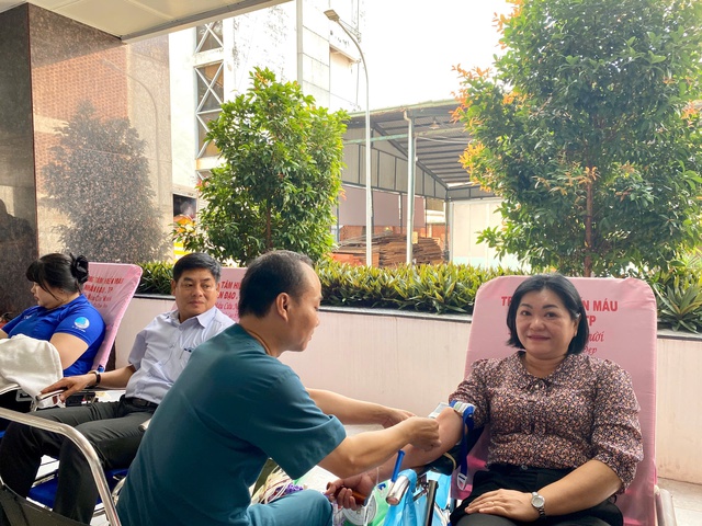 Ra mắt &ldquo;Điểm hiến m&aacute;u cố định Chữ thập đỏ&rdquo; &ndash; lan tỏa nghĩa cử cao đẹp v&igrave; cộng đồng - Ảnh 4.