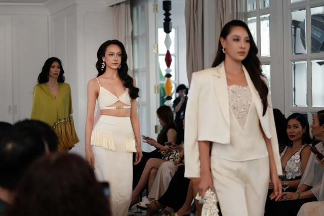 Nh&agrave; mốt Mr CRAZY & Lady SEXY t&aacute;i định nghĩa thời trang h&egrave; tại show diễn "Summer Dawn' 26" - Ảnh 7.