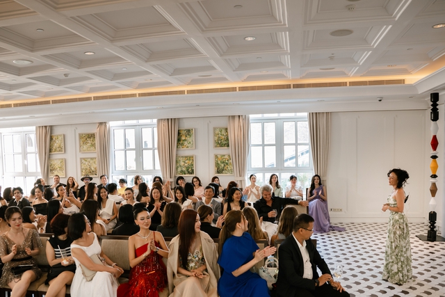 Nh&agrave; mốt Mr CRAZY & Lady SEXY t&aacute;i định nghĩa thời trang h&egrave; tại show diễn "Summer Dawn' 26" - Ảnh 2.