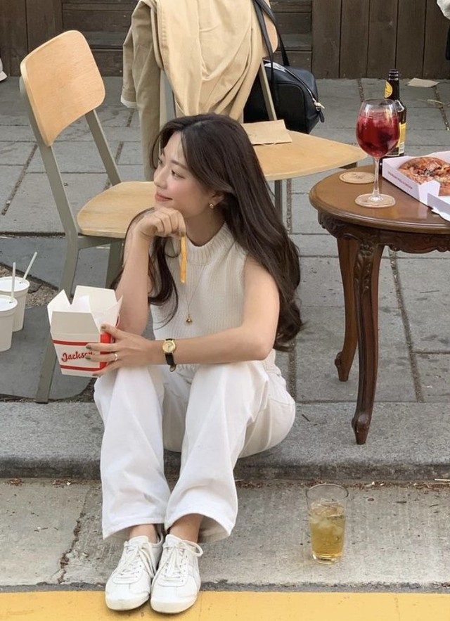 Thu nhập 15 triệu/th&aacute;ng: Chia tiền thế n&agrave;o khi c&aacute;i g&igrave; cũng đắt, v&agrave;ng cao m&agrave; lương vẫn đứng y&ecirc;n?- Ảnh 2.