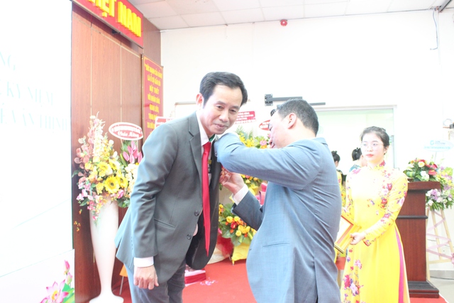 Ch&acirc;n dung cựu c&aacute;n bộ Đo&agrave;n- TTUT, BS.CKII Trần Văn Khanh: Người giữ lửa y đức từ thử th&aacute;ch v&agrave; kh&aacute;t vọng cống hiến- Ảnh 5.