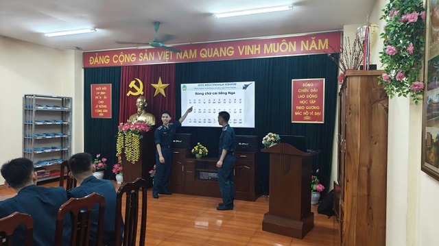 Tiểu đo&agrave;n 7, Học viện Ph&ograve;ng kh&ocirc;ng-Kh&ocirc;ng qu&acirc;n: S&ocirc;i nổi giờ học ngoại kh&oacute;a tiếng Nga - Ảnh 1.