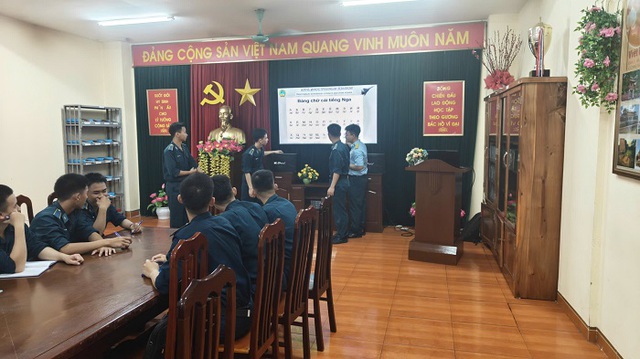 Tiểu đo&agrave;n 7, Học viện Ph&ograve;ng kh&ocirc;ng-Kh&ocirc;ng qu&acirc;n: S&ocirc;i nổi giờ học ngoại kh&oacute;a tiếng Nga - Ảnh 3.