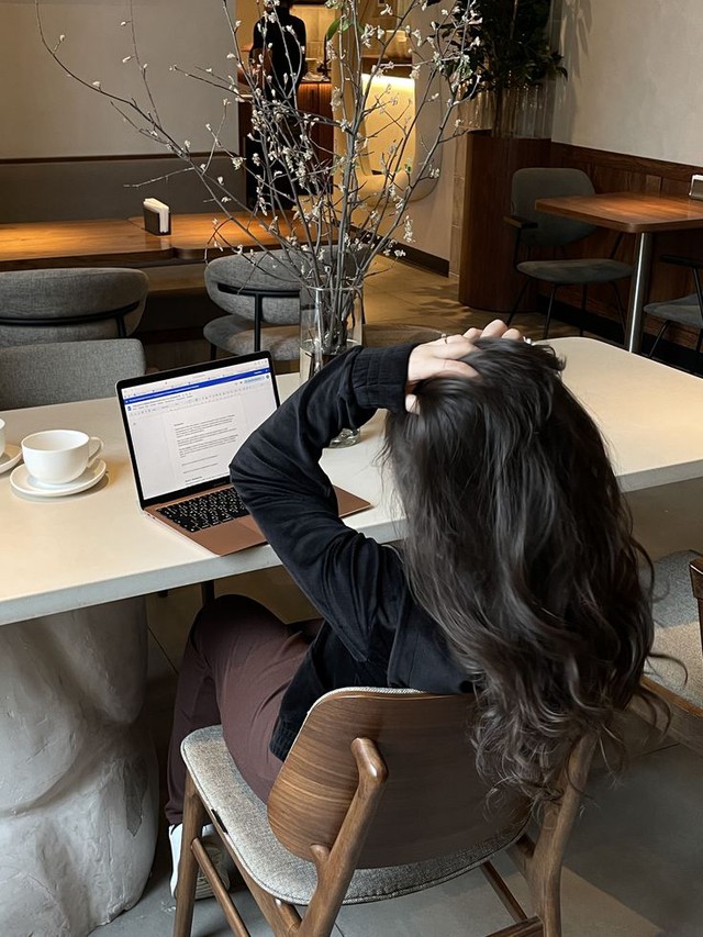 C&oacute; tiền th&igrave; mua v&agrave;ng ngay hay chờ th&ecirc;m? Hai lựa chọn quen thuộc nhưng &iacute;t ai hiểu r&otilde; rủi ro- Ảnh 3.