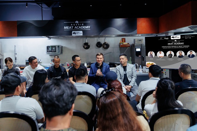 H&agrave;nh tr&igrave;nh đưa Bò Wagyu & Cừu &Uacute;c - Từ đ&ocirc;̀ng cỏ Úc đến b&agrave;n ăn Việt - Ảnh 4.