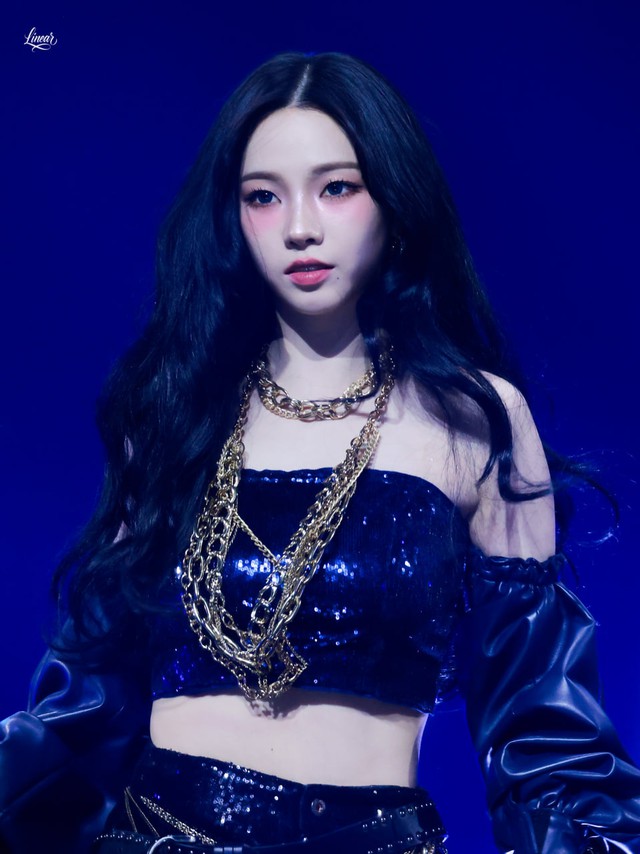 9 mỹ nhân làm nên tường thành nhan sắc bất bại của showbiz, mỗi thế hệ đẹp một kiểu - Ảnh 20.