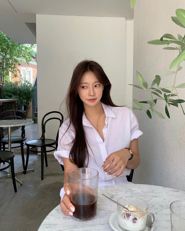 Thu nhập 18 triệu/th&aacute;ng: Một người &eacute;p để d&agrave;nh gần 6 triệu, một người chỉ giữ lại 2 triệu - ai dễ &ldquo;toang&rdquo; hơn?- Ảnh 1.