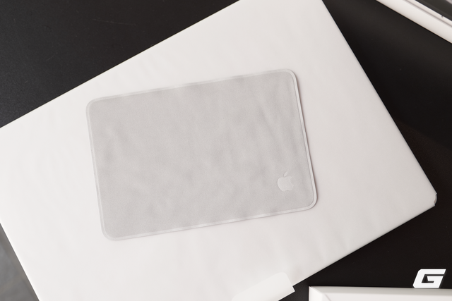 Đây là chiếc MacBook Pro chạy xé gió nhất mà tôi từng thấy- Ảnh 21. Đây là chiếc MacBook Pro chạy xé gió nhất mà tôi từng thấy- Ảnh 21.