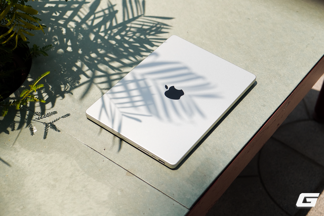 Đây là chiếc MacBook Pro chạy xé gió nhất mà tôi từng thấy- Ảnh 36. Đây là chiếc MacBook Pro chạy xé gió nhất mà tôi từng thấy- Ảnh 36.
