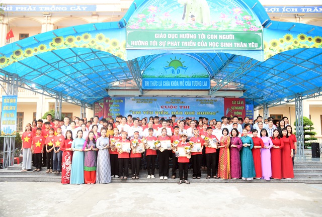 Nh&acirc;n l&ecirc;n t&igrave;nh y&ecirc;u biển, đảo Tổ quốc trong thế hệ trẻ Ninh B&igrave;nh - Ảnh 3.