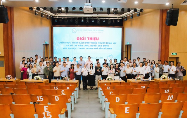 Đại học Y Dược Th&agrave;nh phố Hồ Ch&iacute; Minh triển khai chiến lược ph&aacute;t triển nguồn nh&acirc;n lực: &ldquo;c&uacute; h&iacute;ch&rdquo; chiến lược hướng tới top 100 ch&acirc;u &Aacute; - Ảnh 5.
