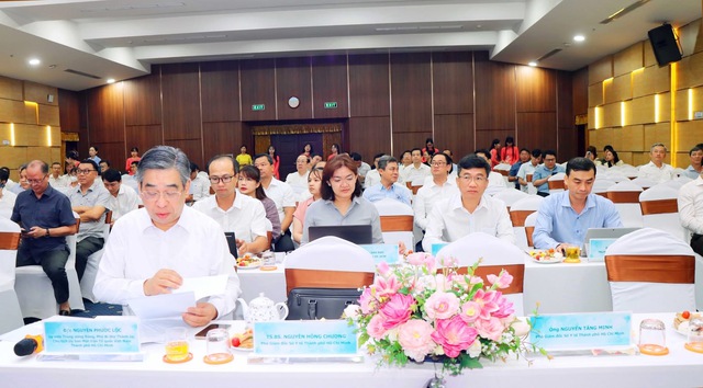 Chuyển đổi chiến lược chăm s&oacute;c sức khỏe: Hướng tới quản l&yacute; sức khỏe to&agrave;n d&acirc;n tại Th&agrave;nh phố Hồ Ch&iacute; Minh - Ảnh 4.