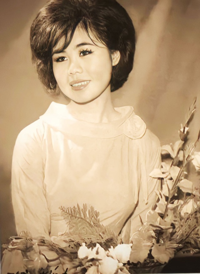 Nữ danh ca 16 người em ruột: "Em &uacute;t t&ocirc;i bằng tuổi con t&ocirc;i" - Ảnh 1.