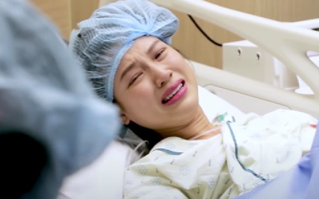 Á hậu làm mẹ đơn thân: "Tôi cứ sờ xem con còn thở không, tim còn đập không"- Ảnh 2.