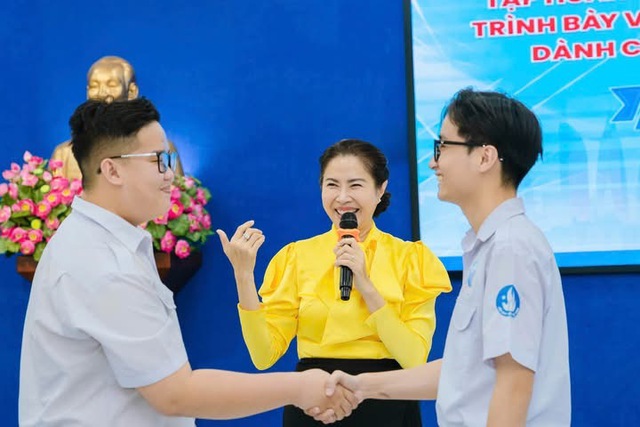 Đánh thức bản lĩnh người dẫn đầu: Sẵn sàng cho đêm Chung kết rực lửa của các thủ lĩnh trẻ Thành phố Hồ Chí Minh - Ảnh 2.