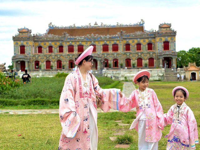 Chuyến "xê dịch" 8 ngày Hà Nội - Đà Nẵng của 4 gia đình: Tự lái ô tô, chi phí chỉ 20 triệu/nhà, bí kíp nằm ở bảng chi tiêu "thần thánh" - Ảnh 7.