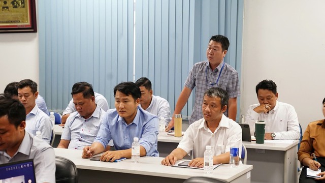 TPHCM đẩy mạnh cải c&aacute;ch h&agrave;nh ch&iacute;nh gắn với chuyển đổi số trong giải quyết bảo hiểm thất nghiệp - Ảnh 2.