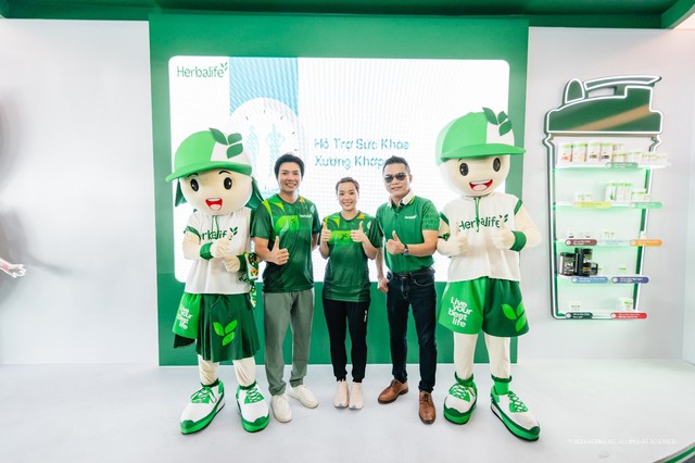 Herbalife Việt Nam tiếp tục đồng h&agrave;nh c&ugrave;ng Giải chạy VnExpress Marathon tại Th&agrave;nh phố Cần Thơ nhằm khuyến kh&iacute;ch lối sống năng động v&agrave; l&agrave;nh mạnh - Ảnh 3.
