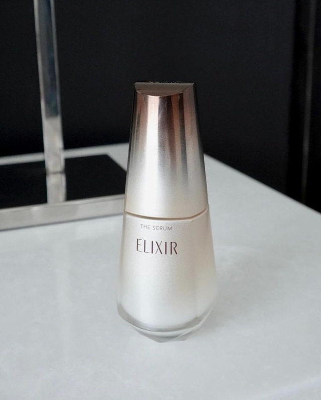 5 serum chống l&atilde;o h&oacute;a, chị em n&ecirc;n d&ugrave;ng thử &iacute;t nhất 1 lần trong đời: Kh&ocirc;ng sợ gi&agrave; đi m&agrave; c&agrave;ng trẻ ra- Ảnh 4.