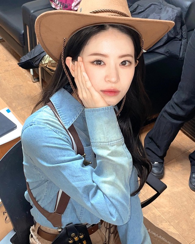 Mỹ nh&acirc;n mới khiến netizen đồng loạt gọi t&ecirc;n Song Hye Kyo- Ảnh 12.
