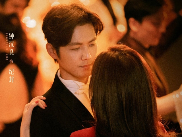 Chung H&aacute;n Lương U60 vẫn cực kỳ trẻ trung v&agrave; phong độ: B&iacute; quyết chống gi&agrave; g&oacute;i gọn trong 4 từ nhưng kh&ocirc;ng phải ai cũng l&agrave;m được- Ảnh 4.