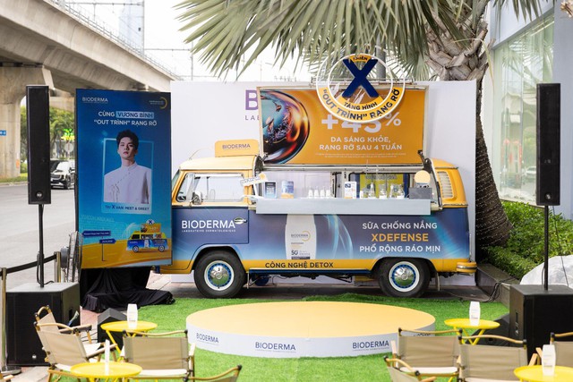 BIODERMA hòa chung cảm xúc cùng người hâm mộ trong sự kiện Meet & Greet với ca sĩ Vương Bình- Ảnh 2. BIODERMA hòa chung cảm xúc cùng người hâm mộ trong sự kiện Meet & Greet với ca sĩ Vương Bình- Ảnh 2.