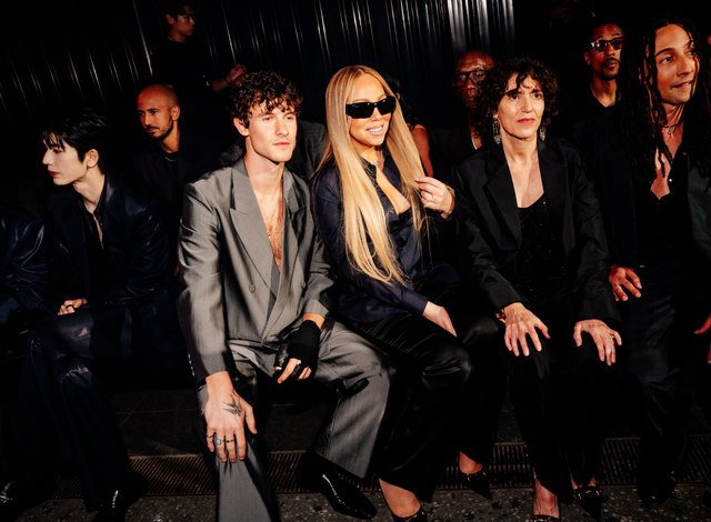 Gucci Cruise 2027: Demna đem tới show diễn kh&aacute; hay về h&igrave;nh thức, nhưng "ngh&egrave;o n&agrave;n" về nội dung?- Ảnh 10.