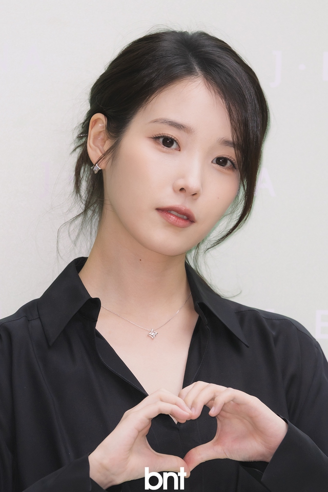 Showbiz có mỹ nhân cứ ra nhạc là top 1 cả nước, bỗng thành "tội đồ quốc dân" xin lỗi vẫn không được tha - Ảnh 13.