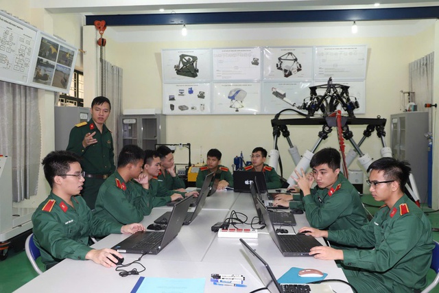 Bồi dưỡng bản lĩnh ch&iacute;nh trị cho học vi&ecirc;n đ&agrave;o tạo sĩ quan ở Học viện Kỹ thuật qu&acirc;n sự trong kỷ nguy&ecirc;n vươn m&igrave;nh của d&acirc;n tộc - Ảnh 2.