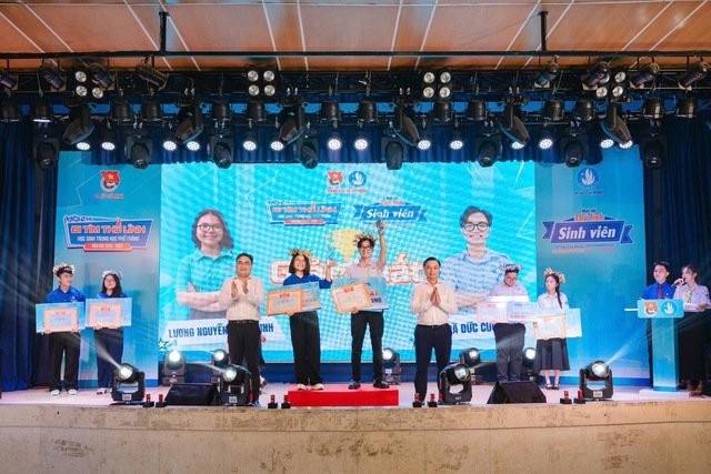 Rực lửa đ&ecirc;m chung kết &ldquo;Thủ lĩnh Học sinh, Sinh vi&ecirc;n&rdquo; TP.HCM 2026: Tỏa s&aacute;ng bản lĩnh thế hệ trẻ - Ảnh 5.