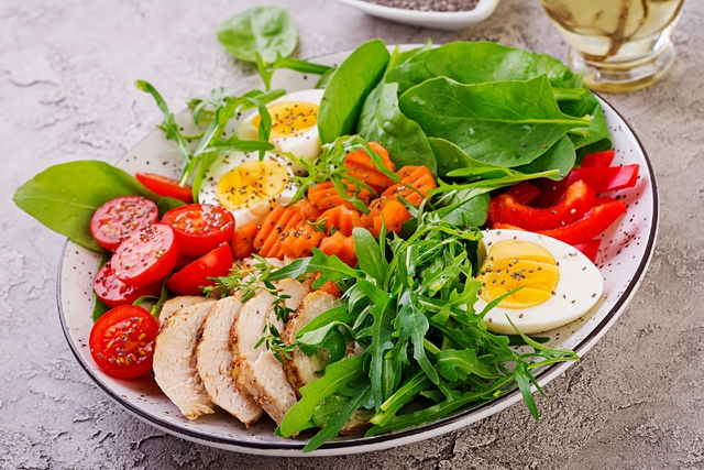 Nghi&ecirc;n cứu mới g&acirc;y ch&uacute; &yacute;: Chỉ cần ăn đ&uacute;ng kiểu n&agrave;y, nam giới c&oacute; thể sống th&ecirc;m 3 năm, nữ giới th&ecirc;m 2,3 năm- Ảnh 2.