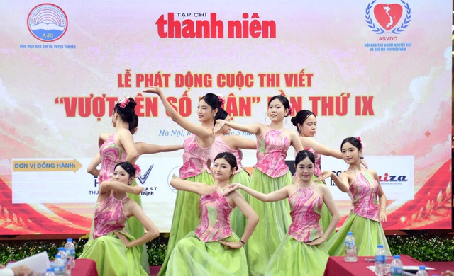 Ph&aacute;t động Cuộc thi viết &ldquo;Vượt l&ecirc;n số phận&rdquo; lần thứ IX - Ảnh 17.