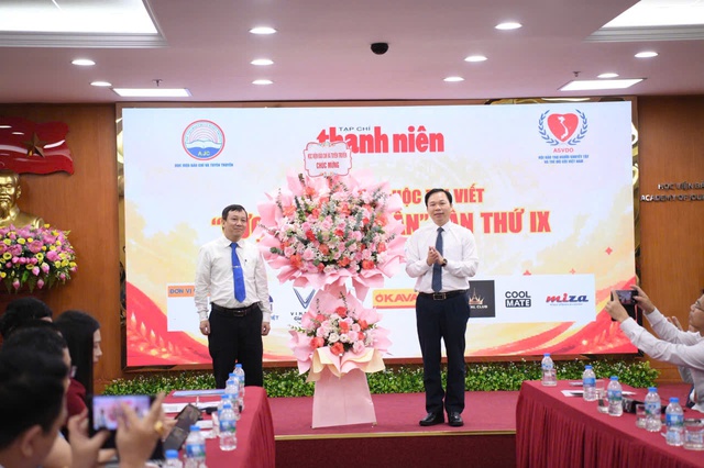 Ph&aacute;t động Cuộc thi viết &ldquo;Vượt l&ecirc;n số phận&rdquo; lần thứ IX - Ảnh 2.