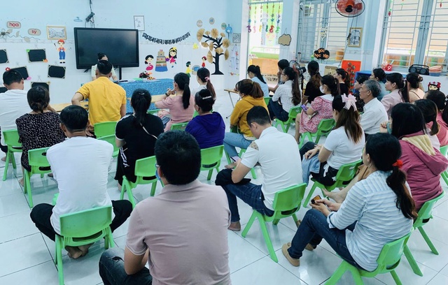 3 hành động người EQ thấp thường làm khi đi họp phụ huynh - Ảnh 1.