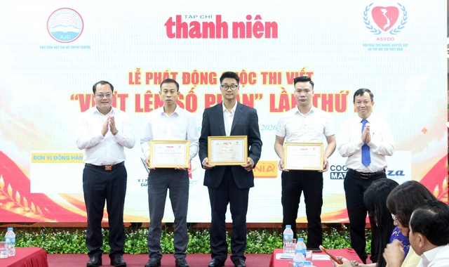 Ph&aacute;t động Cuộc thi viết &ldquo;Vượt l&ecirc;n số phận&rdquo; lần thứ IX - Ảnh 9.