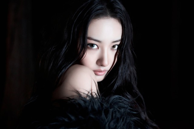 Nhóm mỹ nhân "BLACKPINK 2.0" trở lại: Concept ma mị như phim khoa học viễn tưởng nhưng không ai quan tâm - Ảnh 1.