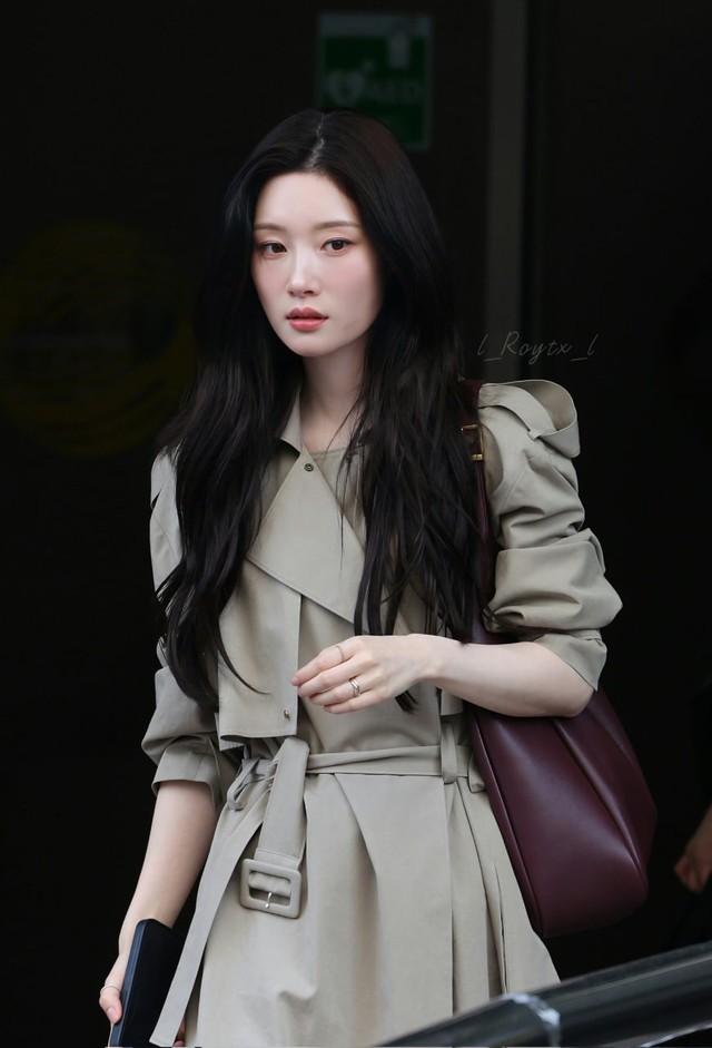 Mỹ nh&acirc;n khai sinh "ti&ecirc;n tử kết m&agrave;n" chỉ cần 4 gi&acirc;y chiếm trọn spotlight, khuynh đảo cả showbiz m&agrave; kh&ocirc;ng tho&aacute;t cảnh hết thời- Ảnh 9.